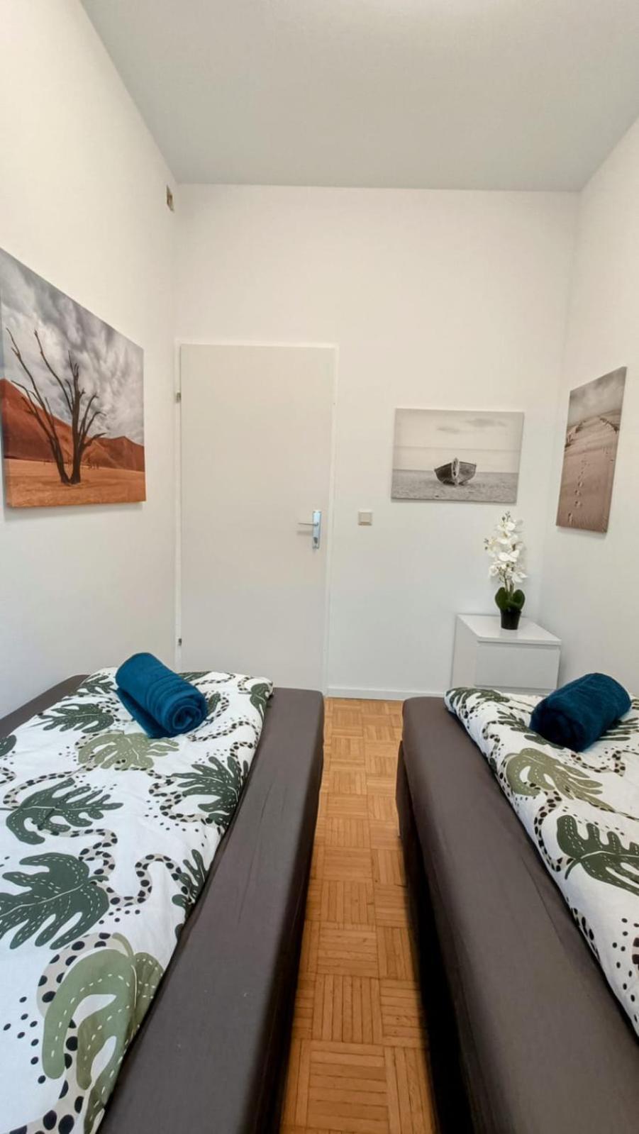 Near Schoenbrunn - Economy Rooms In Shared Apartment At Meidling Train Station Wenen Buitenkant foto